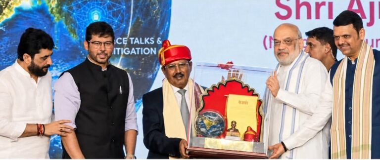 राष्ट्रीय सुरक्षा सल्लागार अजित डोवाल यांना लोकमान्य टिळक राष्ट्रीय पुरस्कार