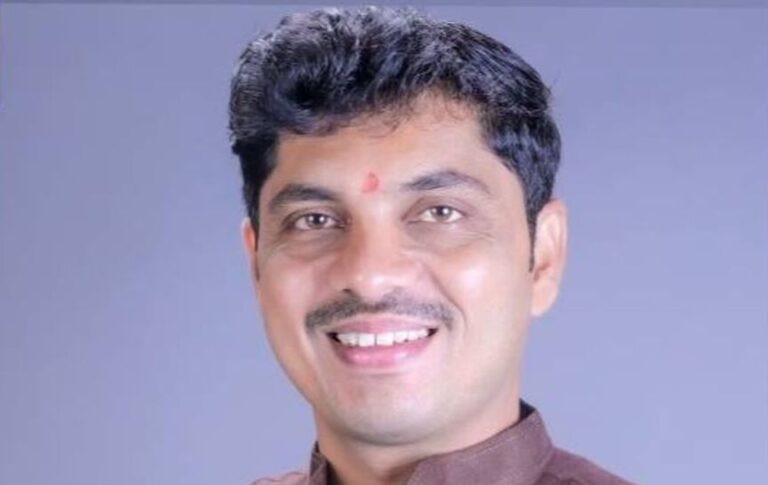 पवना जलवाहिनी प्रकल्पाबाबत महापौर रवी लांडगे यांनी घेतली जिल्हाधिकारी जितेंद्र डूडी यांची भेट