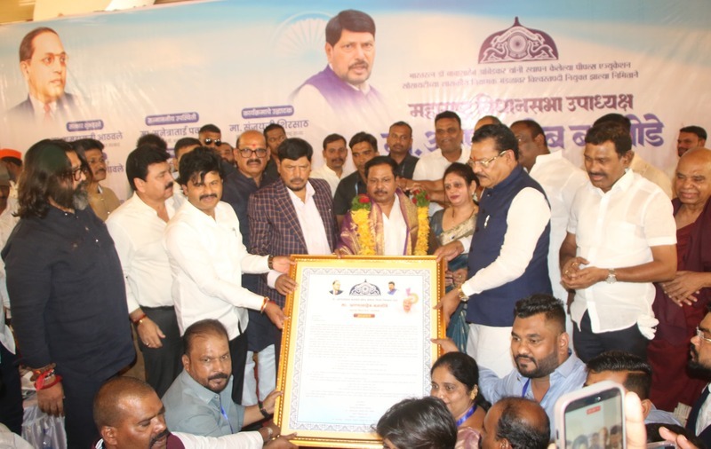 पीपल एज्युकेशन सोसायटीच्या विश्वस्तपदी अण्णा बनसोडे यांची निवड योग्य – रामदास आठवले