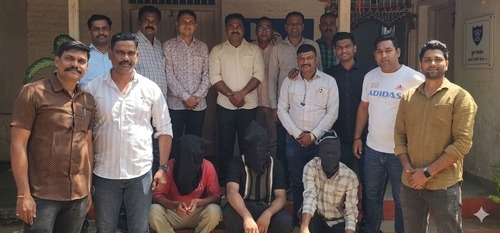 अफू विक्री करणाऱ्या तिघांना कात्रज परिसरातून अटक; १ लाख ४८ हजारांचा मुद्देमाल जप्त