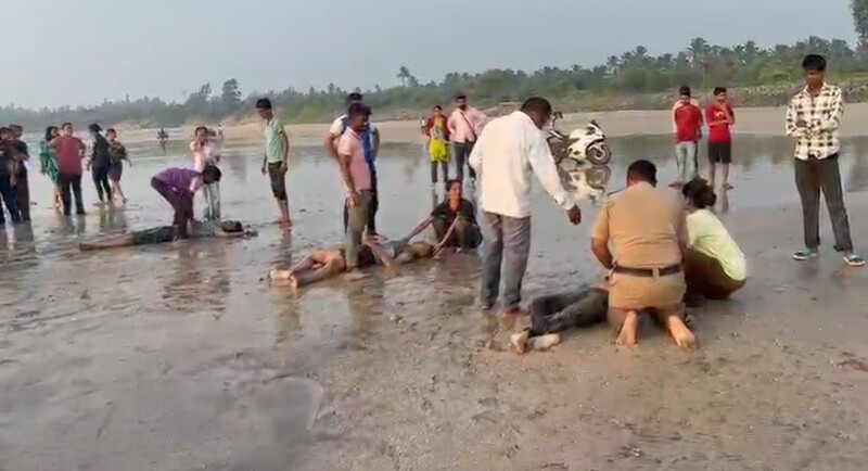 दिवेआगार दुर्घटनेनंतर आळंदी येथील विनर्स अकॅडमीला सील ठोकण्याचे आदेश 