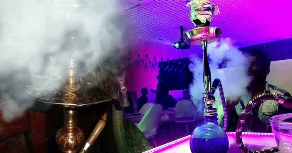 पिंपरीमध्ये अवैध हुक्का पार्लरवर पोलिसांचा छापा; तीन नेपाळी तरुणांसह चौघांवर गुन्हा दाखल