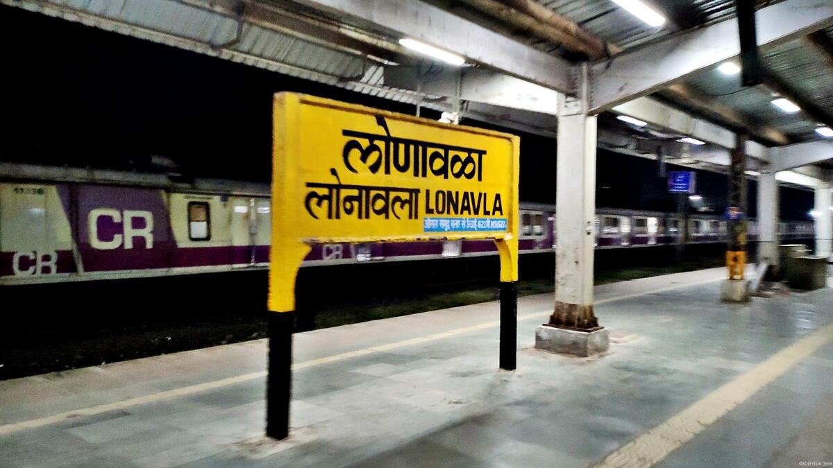तिकीट विचारले म्हणून टीसीवर प्रवाशाचा हल्ला; लोणावळा रेल्वे स्थानकावरील प्रकार